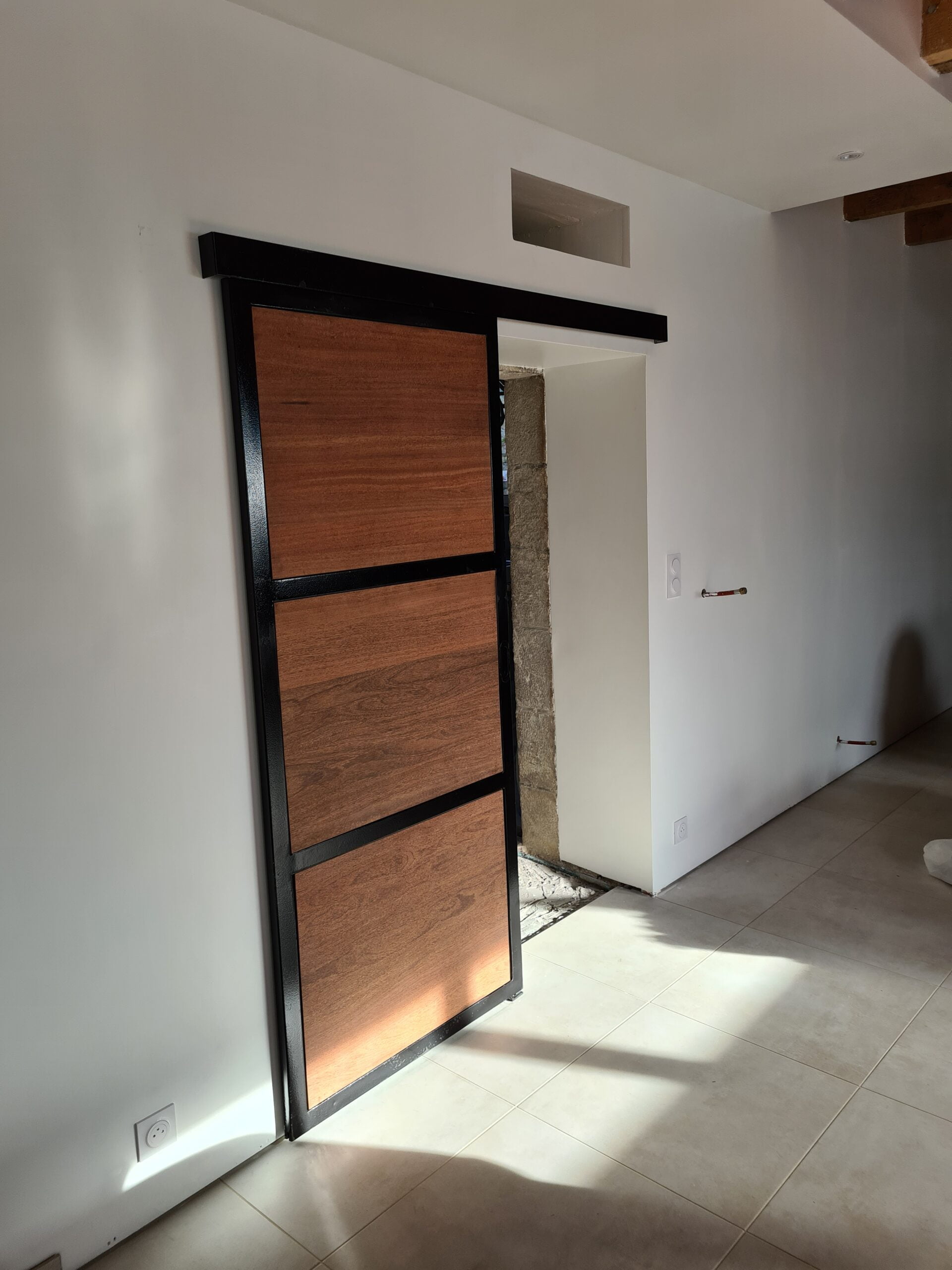 Porte-metal-bois-metallerie-Lorient