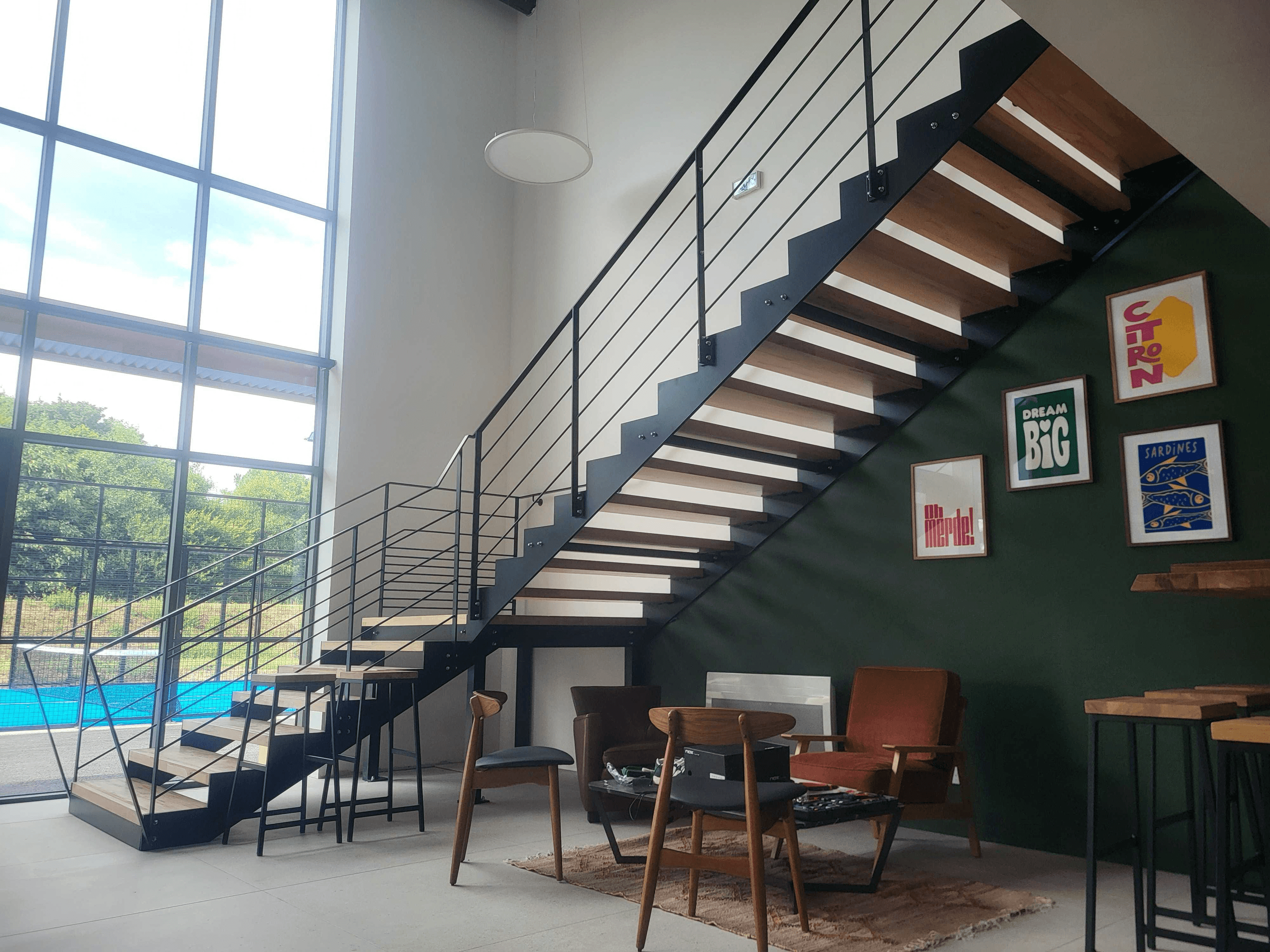 Escalier + garde-corps + limon central