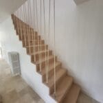 garde-corps en corde de l’escalier bois