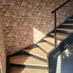 Escalier + Limon en UPN 200 + garde-corps cables inox