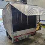 Hard Top leger en tole aluminium larmee